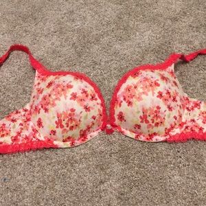 Victoria’s Secret Padded Bra